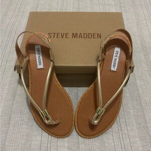 Steve Madden Meduza Gold Leather Sandals size 9 medium width